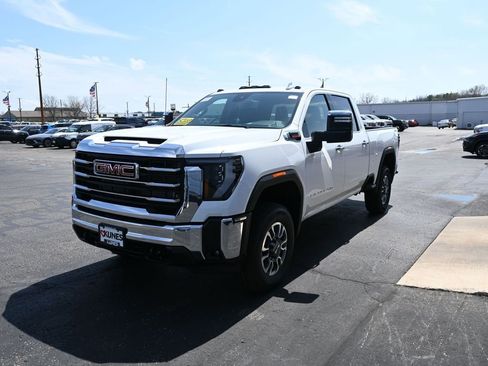 New 2026 GMC Sierra 3500 SLT AWD/4WD image 12