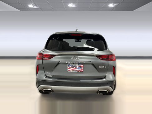 Used 2023 INFINITI QX50 Pure AWD/4WD image 10