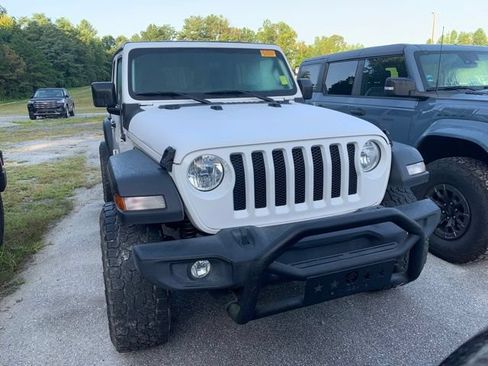 Used 2020 Jeep Wrangler Unlimited Sport S AWD/4WD image 3