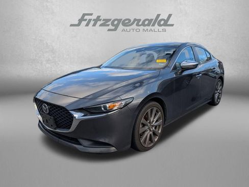 Used 2021 MAZDA MAZDA3 s image 2
