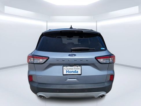 Used 2022 Ford Escape SEL FWD image 4