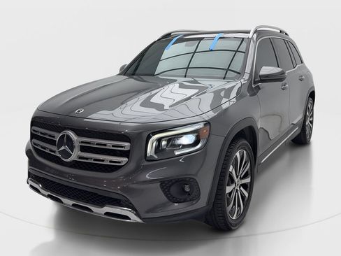 Used 2022 Mercedes-Benz GLB 250 image 4