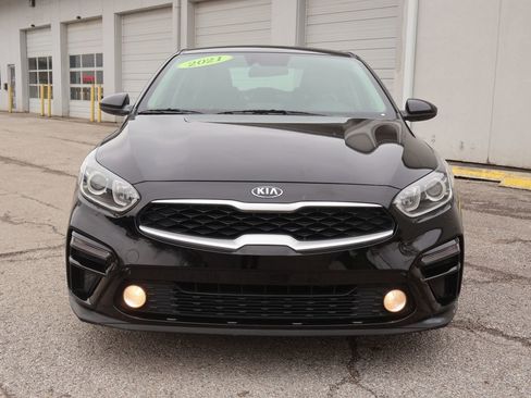 Used 2021 Kia Forte LXS image 2