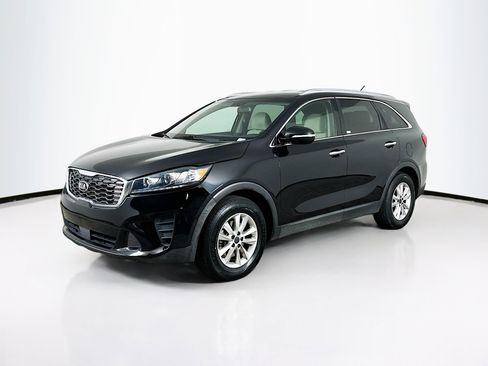Used 2020 Kia Sorento LX w/ LX I4 Convenience Package FWD image 3