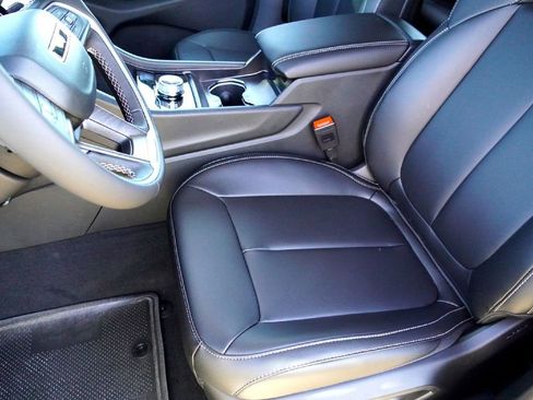 New 2025 Jeep Grand Cherokee L Limited image 6