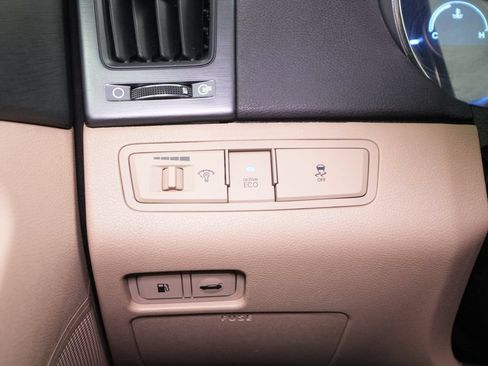 Used 2012 Hyundai Sonata GLS FWD image 38