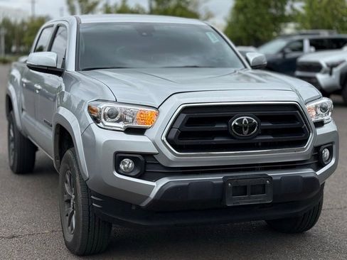 Used 2023 Toyota Tacoma SR5 w/ Technology Package AWD/4WD image 7