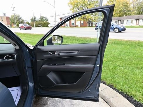 Used 2023 MAZDA CX-5 Carbon Edition image 18