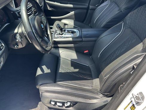 Used 2022 BMW 740i xDrive w/ M Sport Package AWD/4WD image 21