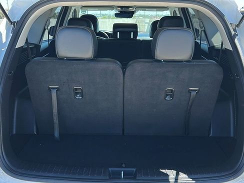 Used 2023 Kia Sorento S image 34