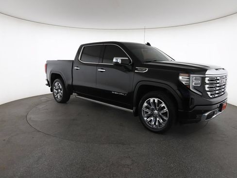 Used 2023 GMC Sierra 1500 Denali w/ Denali Reserve Package AWD/4WD image 2