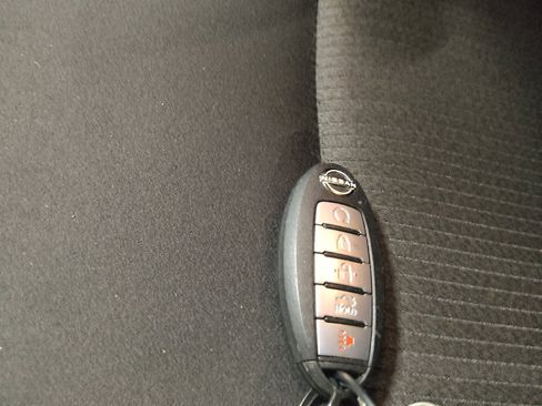 Used 2025 Nissan Altima 2.5 SV FWD image 32
