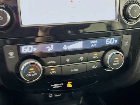 Used 2020 Nissan Rogue SL AWD/4WD image 22