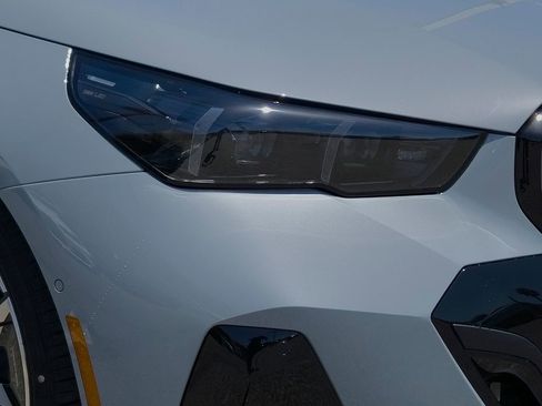 New 2026 BMW i5 AWD/4WD image 6