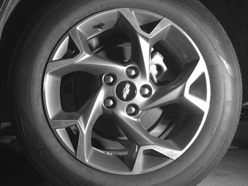 Used 2025 Chevrolet Trax LT FWD image 14