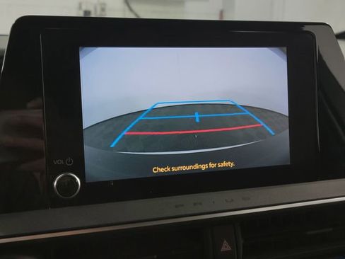 Used 2024 Toyota Prius XLE image 20