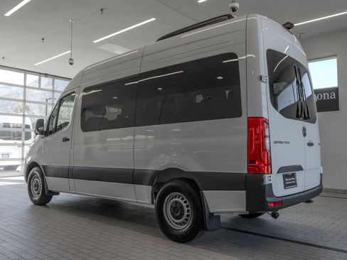 Used 2025 Mercedes-Benz Sprinter 2500 image 13
