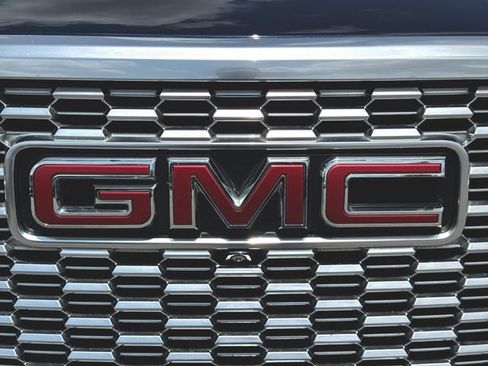 Used 2024 GMC Yukon Denali w/ Max Trailering Package AWD/4WD image 32