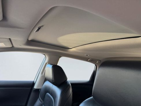 Used 2023 Honda HR-V EX-L image 15