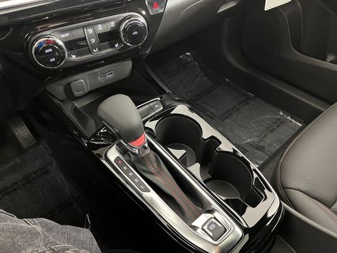 New 2026 Chevrolet Trax RS w/ Sunroof Package FWD image 19
