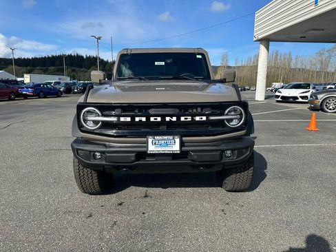 New 2026 Ford Bronco Outer Banks AWD/4WD image 7