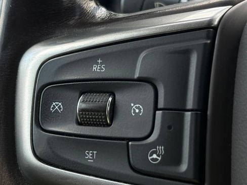 Used 2019 Chevrolet Silverado 1500 LTZ w/ LTZ Convenience Package AWD/4WD image 7