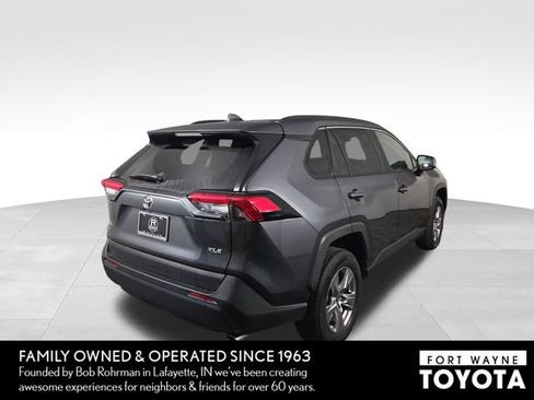 Used 2025 Toyota RAV4 XLE FWD image 7