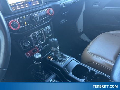 Used 2022 Jeep Wrangler Unlimited Rubicon w/ Cold Weather Group image 33