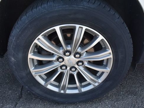 Used 2017 Cadillac XT5 Luxury w/ Driver Awareness Package FWD image 48