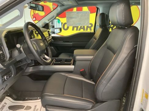 New 2026 Ford F350 Lariat image 28