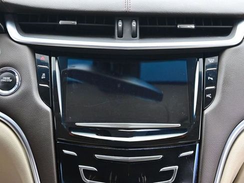 Used 2016 Cadillac XTS Luxury FWD image 25