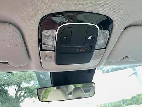 Used 2023 Hyundai Sonata SE FWD image 16