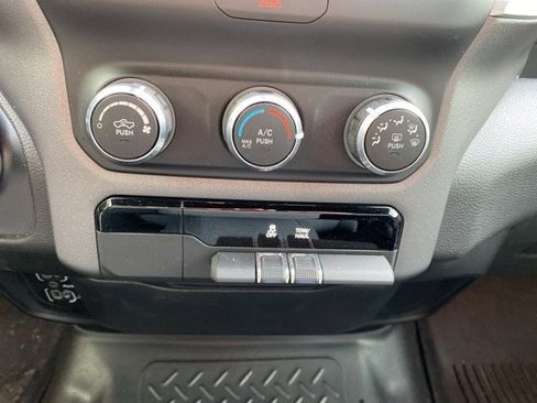 Used 2021 RAM 1500 Big Horn image 34