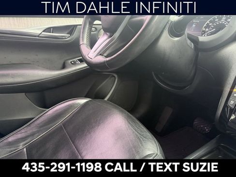 Used 2019 INFINITI QX50 Essential w/ Sensory Package image 16