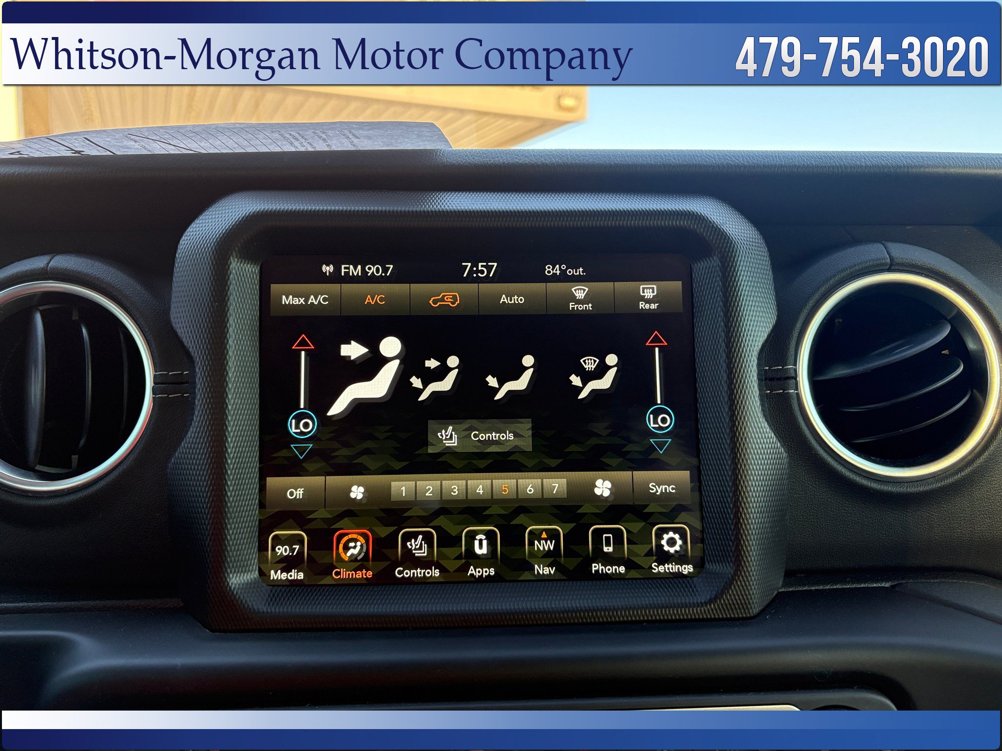 Used 2023 Jeep Wrangler Unlimited Sahara w/ Cold Weather Group AWD/4WD image 25