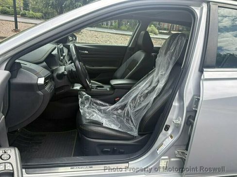 Used 2019 Nissan Altima 2.5 SR w/ SR Premium Package FWD image 15