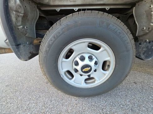 Used 2022 Chevrolet Silverado 2500 W/T w/ Safety Confidence Package RWD image 29