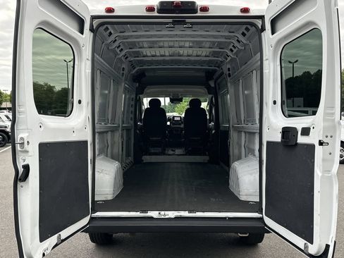 Used 2023 RAM ProMaster 2500 FWD image 15