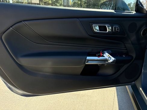 Used 2024 Ford Mustang Premium image 14