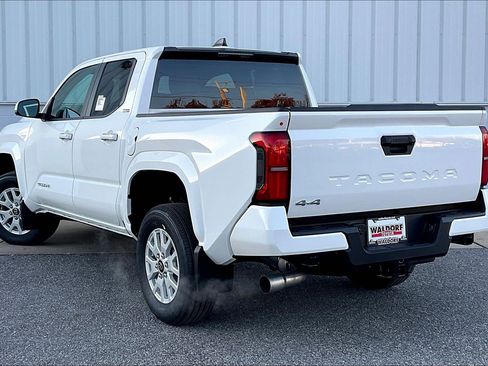 New 2025 Toyota Tacoma SR5 image 3