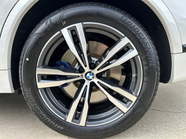 Certified 2025 BMW X7 M60i AWD/4WD image 27
