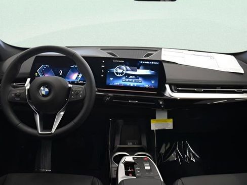Used 2026 BMW X1 xDrive28i w/ Convenience Package image 8