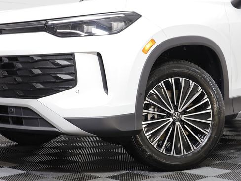 New 2026 Volkswagen Tiguan S image 3