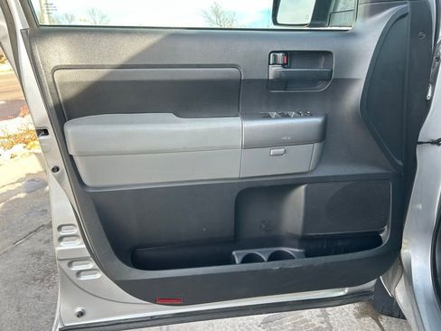 Used 2013 Toyota Tundra 4x4 Double Cab image 21