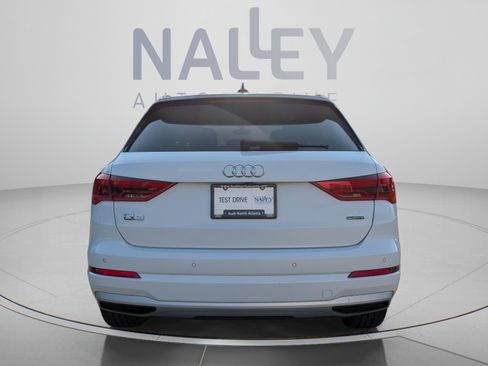 Used 2022 Audi Q3 2.0T Premium AWD/4WD image 4