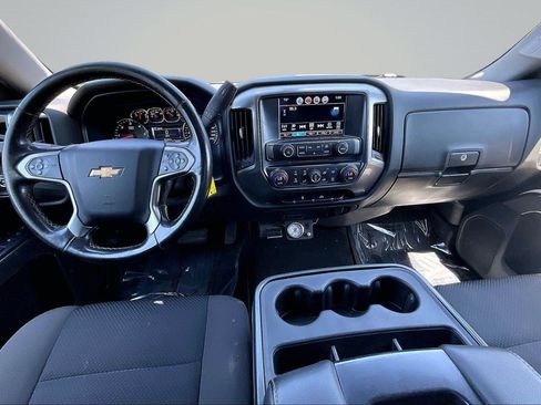 Used 2018 Chevrolet Silverado 1500 LT w/ All Star Edition AWD/4WD image 31
