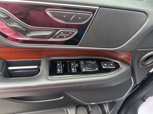 Used 2023 Lincoln Navigator Reserve image 33