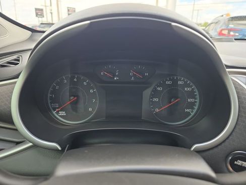 Used 2021 Chevrolet Malibu LS FWD image 16