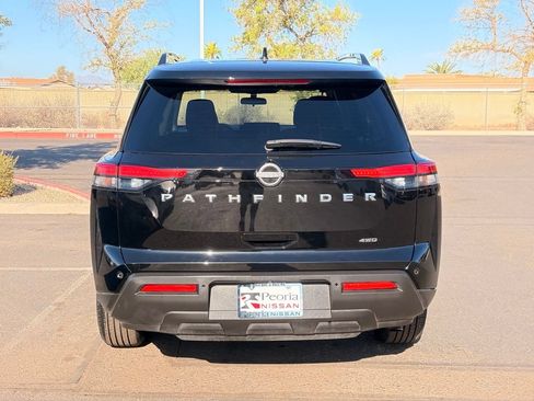 Certified 2025 Nissan Pathfinder SV AWD/4WD image 5