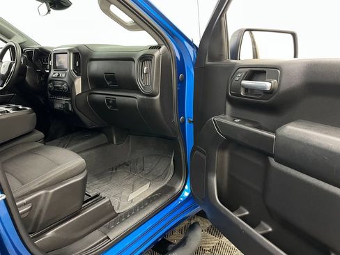 Certified 2022 Chevrolet Silverado 1500 Custom w/ Rally Edition AWD/4WD image 33
